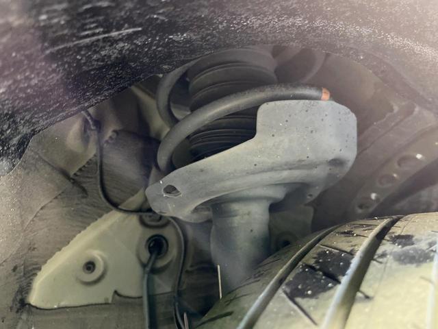 ヴォクシー Ｓ－Ｚ　純正１０型ナビ　バックカメラ　後席モニター　両側電動スライドドア　衝突軽減装置　レーダークルーズ　禁煙車　パワーバックドア　シートヒーター　ハーフレザーシート　ドラレコ　コーナーセンサー　スマートキー（20枚目）