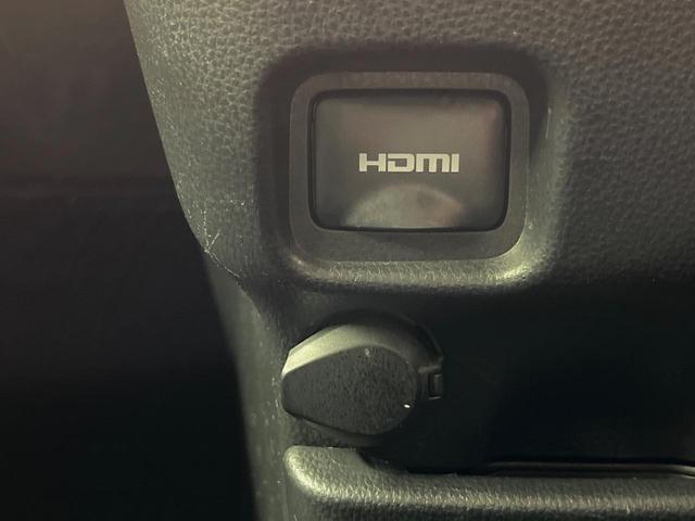 ヴォクシー Ｓ－Ｚ　純正１０型ナビ　バックカメラ　後席モニター　両側電動スライドドア　衝突軽減装置　レーダークルーズ　禁煙車　パワーバックドア　シートヒーター　ハーフレザーシート　ドラレコ　コーナーセンサー　スマートキー（30枚目）