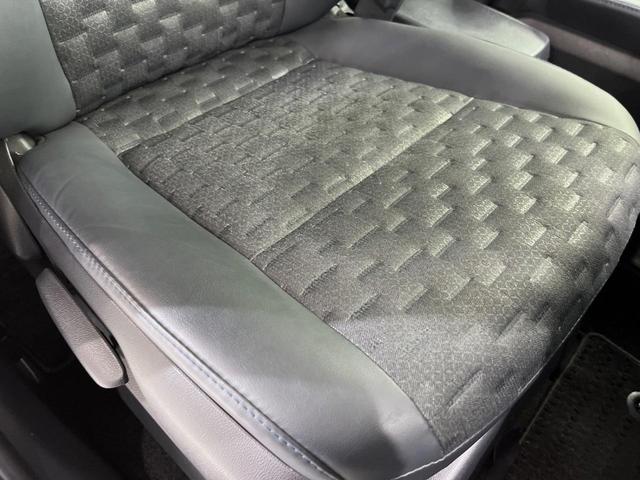 ヴォクシー Ｓ－Ｚ　純正１０型ナビ　バックカメラ　後席モニター　両側電動スライドドア　衝突軽減装置　レーダークルーズ　禁煙車　パワーバックドア　シートヒーター　ハーフレザーシート　ドラレコ　コーナーセンサー　スマートキー（58枚目）