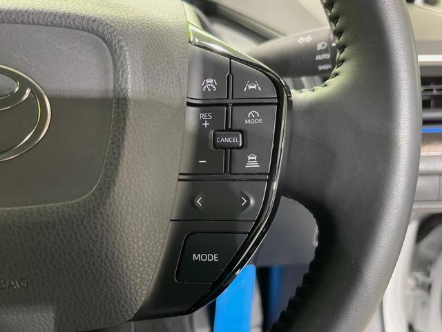 プリウス Ｇ　純正８型ディスプレイオーディオ　バックカメラ　１００Ｖ電源　衝突軽減装置　レーダークルーズ　禁煙車　シートヒーター　コーナーセンサー　スマートキー　ブラインドスポットモニター　ＬＥＤヘッドライト（6枚目）