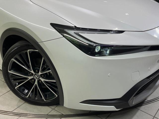 プリウス Ｇ　純正８型ディスプレイオーディオ　バックカメラ　１００Ｖ電源　衝突軽減装置　レーダークルーズ　禁煙車　シートヒーター　コーナーセンサー　スマートキー　ブラインドスポットモニター　ＬＥＤヘッドライト（12枚目）