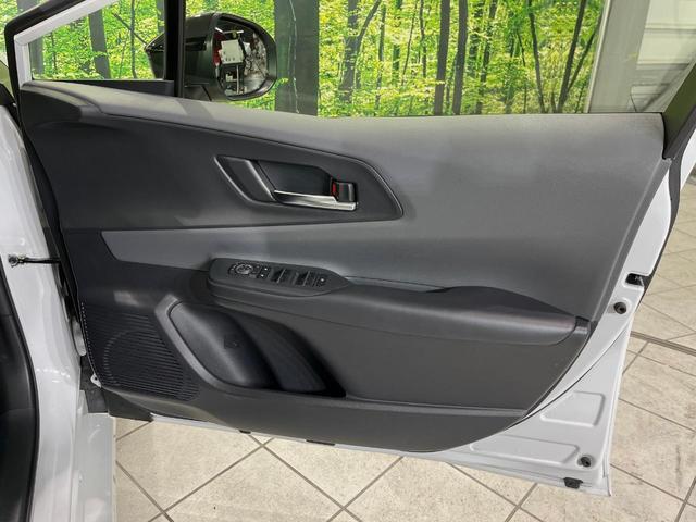 プリウス Ｇ　純正８型ディスプレイオーディオ　バックカメラ　１００Ｖ電源　衝突軽減装置　レーダークルーズ　禁煙車　シートヒーター　コーナーセンサー　スマートキー　ブラインドスポットモニター　ＬＥＤヘッドライト（46枚目）