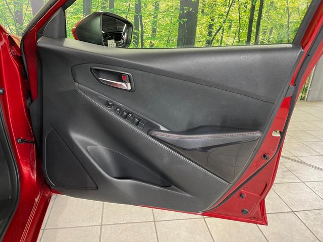 デミオ ＸＤツーリング　マツダコネクトナビ　ヘッドアップディスプレイ　衝突軽減装置　ＥＴＣ　スマートキー　ＬＥＤヘッド　純正１６インチアルミ　クルーズコントロール　オートエアコン　パドルシフト　オートライト　車線逸脱警報（48枚目）