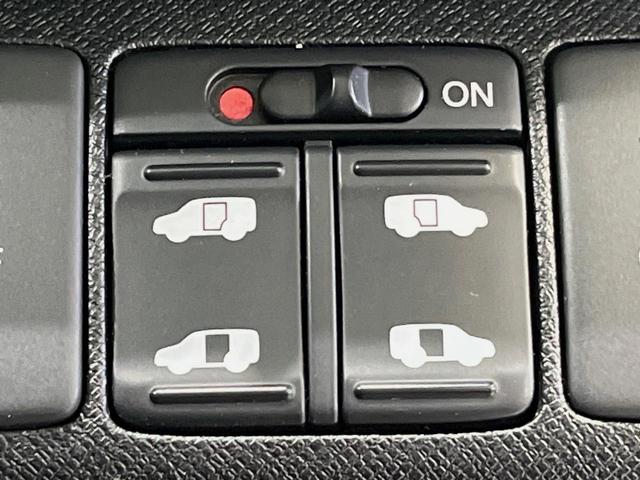 ステップワゴンスパーダ Z 純正9型ナビ バックカメラ ETC 両側電動スライドドア HIDヘッド 純正16インチアルミ 革巻きステアリング オートエアコン スマートキー パドルシフト アイドリングストップ プライバシーガラス(6枚目)