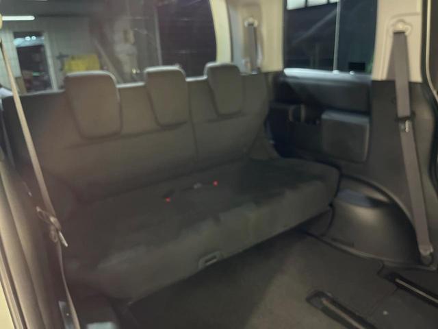 ステップワゴンスパーダ Z 純正9型ナビ バックカメラ ETC 両側電動スライドドア HIDヘッド 純正16インチアルミ 革巻きステアリング オートエアコン スマートキー パドルシフト アイドリングストップ プライバシーガラス(9枚目)