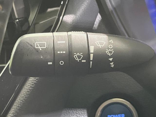 カローラツーリング ハイブリッド　ダブルバイビー　純正９型ディスプレイ　バックカメラ　衝突軽減装置　レーダークルーズ　禁煙車　ハーフレザーシート　ドラレコ　コーナーセンサー　スマートキー　ＬＥＤヘッド　オートハイビーム　車線逸脱警報（27枚目）