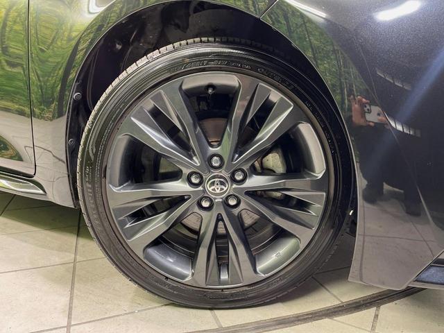 カローラツーリング ハイブリッド　ダブルバイビー　純正９型ディスプレイ　バックカメラ　衝突軽減装置　レーダークルーズ　禁煙車　ハーフレザーシート　ドラレコ　コーナーセンサー　スマートキー　ＬＥＤヘッド　オートハイビーム　車線逸脱警報（51枚目）