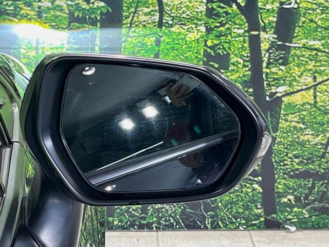 カローラツーリング ハイブリッド　ダブルバイビー　純正９型ディスプレイ　バックカメラ　衝突軽減装置　レーダークルーズ　禁煙車　ハーフレザーシート　ドラレコ　コーナーセンサー　スマートキー　ＬＥＤヘッド　オートハイビーム　車線逸脱警報（55枚目）