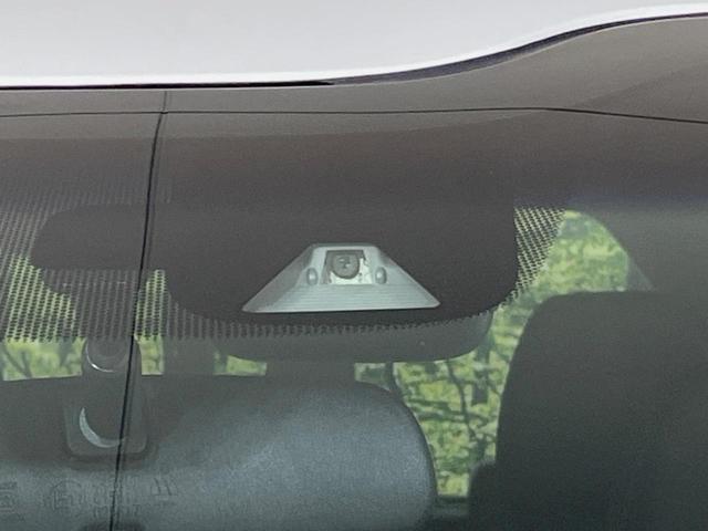 フリードハイブリッド ハイブリッド・ＥＸ　純正ＳＤナビ　バックカメラ　衝突軽減装置　アダプティブクルーズコントロール　ハーフレザーシート　ドラレコ　スマートキー　ＬＥＤヘッド　ＥＴＣ　純正１５インチアルミ　前席シートヒーター　禁煙車（5枚目）