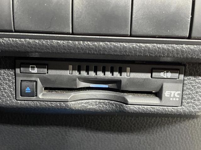 カローラスポーツ ハイブリッドG スタイル 50ミリオンエディション 純正9型ナビ バックカメラ 衝突軽減装置 レーダークルーズ 禁煙車 ハーフレザーシート コーナーセンサー スマートキー LEDヘッド ビルトインETC 純正16インチアルミ(27枚目)