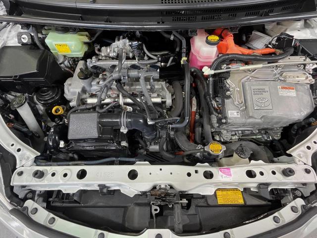 アクア Ｇ　８型ＢＩＧ－Ｘナビ　バックカメラ　禁煙車　スマートキー　ＥＴＣ　オートライト　オートエアコン　革巻きハンドル　電動格納ミラー　パワーウィンドウ　盗難防止装置　プライバシーガラス　横滑り防止装置（18枚目）