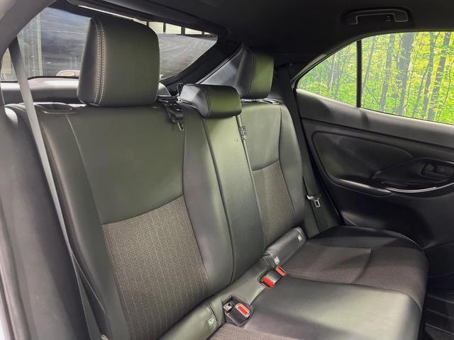 ヤリスクロス ハイブリッドＺ　純正８型ナビ　全周囲カメラ　衝突軽減装置　レーダークルーズ　禁煙車　２トーンカラ　シートヒーター　ハーフレザーシート　パワーシート　コーナーセンサー　スマートキー　ＥＴＣ　ブラインドスポットモニター（9枚目）