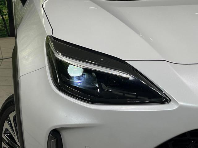 ヤリスクロス ハイブリッドＺ　純正８型ナビ　全周囲カメラ　衝突軽減装置　レーダークルーズ　禁煙車　２トーンカラ　シートヒーター　ハーフレザーシート　パワーシート　コーナーセンサー　スマートキー　ＥＴＣ　ブラインドスポットモニター（12枚目）