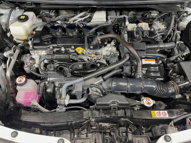 ヤリスクロス ハイブリッドＺ　純正８型ナビ　全周囲カメラ　衝突軽減装置　レーダークルーズ　禁煙車　２トーンカラ　シートヒーター　ハーフレザーシート　パワーシート　コーナーセンサー　スマートキー　ＥＴＣ　ブラインドスポットモニター（18枚目）