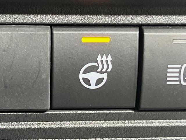 ヤリスクロス ハイブリッドＺ　純正８型ナビ　全周囲カメラ　衝突軽減装置　レーダークルーズ　禁煙車　２トーンカラ　シートヒーター　ハーフレザーシート　パワーシート　コーナーセンサー　スマートキー　ＥＴＣ　ブラインドスポットモニター（30枚目）