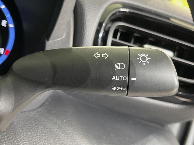 ヤリスクロス ハイブリッドＺ　純正８型ナビ　全周囲カメラ　衝突軽減装置　レーダークルーズ　禁煙車　２トーンカラ　シートヒーター　ハーフレザーシート　パワーシート　コーナーセンサー　スマートキー　ＥＴＣ　ブラインドスポットモニター（40枚目）