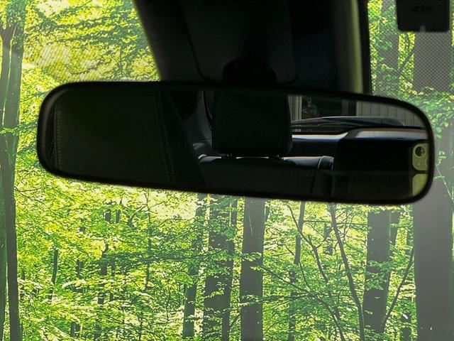 ヤリスクロス ハイブリッドＺ　純正８型ナビ　全周囲カメラ　衝突軽減装置　レーダークルーズ　禁煙車　２トーンカラ　シートヒーター　ハーフレザーシート　パワーシート　コーナーセンサー　スマートキー　ＥＴＣ　ブラインドスポットモニター（42枚目）