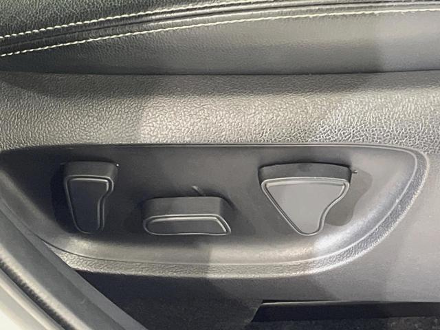 ヤリスクロス ハイブリッドＺ　純正８型ナビ　全周囲カメラ　衝突軽減装置　レーダークルーズ　禁煙車　２トーンカラ　シートヒーター　ハーフレザーシート　パワーシート　コーナーセンサー　スマートキー　ＥＴＣ　ブラインドスポットモニター（52枚目）