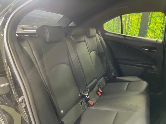 UX UX250h バージョンC メーカー10型ナビ 全周囲カメラ 衝突軽減装置 レーダークルーズ 禁煙車 パワーバックドア 合皮シート ドラレコ コーナーセンサー スマートキー LEDヘッド ETC2.0 ブラインドスポットモニター(9枚目)