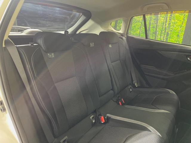 インプレッサスポーツ ２．０ｉ－Ｌアイサイト　純正８型ナビ　バックカメラ　衝突軽減装置　レーダークルーズ　禁煙車　コーナーセンサー　スマートキー　ＬＥＤヘッドライト　ＥＴＣ　ブラインドスポットモニター　車線逸脱警報　オートライト　オートエアコン（9枚目）