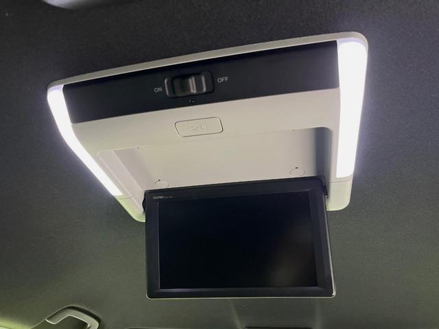 ステップワゴン ｅ：ＨＥＶスパーダ　純正１１型ナビ　バックカメラ　後席モニター　両側電動スライドドア　衝突軽減装置　禁煙車　パワーバックドア　シートヒーター　ハーフレザーシート　前後ドラレコ　コーナーセンサー　スマートキー　ＥＴＣ（4枚目）