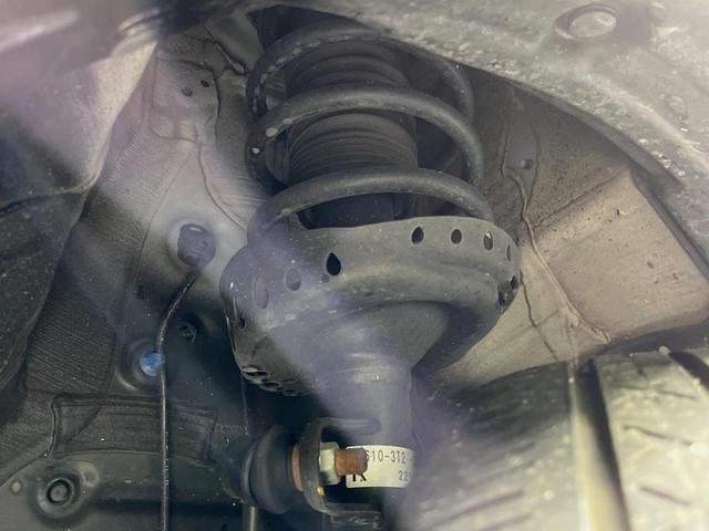 ステップワゴン ｅ：ＨＥＶスパーダ　純正１１型ナビ　バックカメラ　後席モニター　両側電動スライドドア　衝突軽減装置　禁煙車　パワーバックドア　シートヒーター　ハーフレザーシート　前後ドラレコ　コーナーセンサー　スマートキー　ＥＴＣ（20枚目）