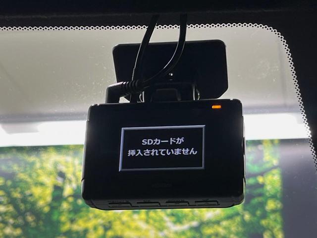 ステップワゴン ｅ：ＨＥＶスパーダ　純正１１型ナビ　バックカメラ　後席モニター　両側電動スライドドア　衝突軽減装置　禁煙車　パワーバックドア　シートヒーター　ハーフレザーシート　前後ドラレコ　コーナーセンサー　スマートキー　ＥＴＣ（28枚目）