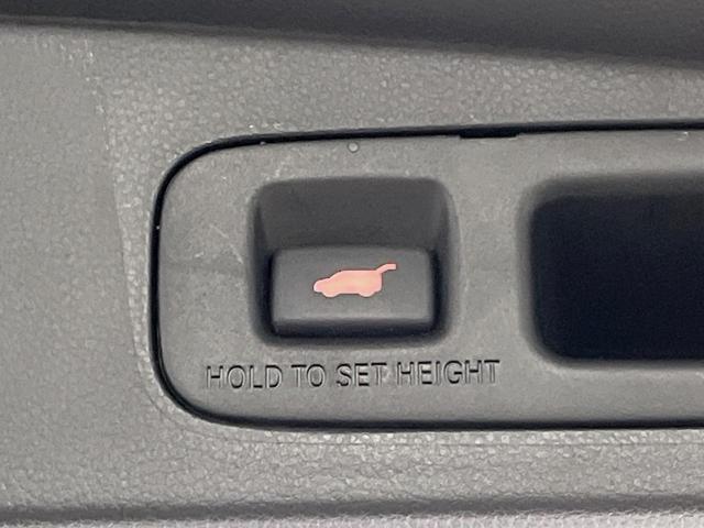 ステップワゴン ｅ：ＨＥＶスパーダ　純正１１型ナビ　バックカメラ　後席モニター　両側電動スライドドア　衝突軽減装置　禁煙車　パワーバックドア　シートヒーター　ハーフレザーシート　前後ドラレコ　コーナーセンサー　スマートキー　ＥＴＣ（31枚目）