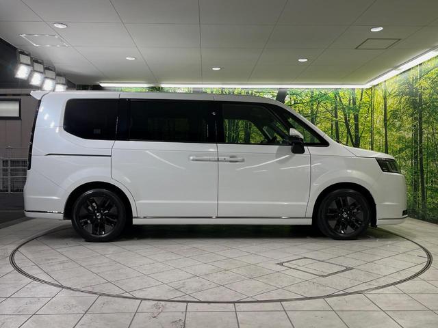 ステップワゴン ｅ：ＨＥＶスパーダ　純正１１型ナビ　バックカメラ　後席モニター　両側電動スライドドア　衝突軽減装置　禁煙車　パワーバックドア　シートヒーター　ハーフレザーシート　前後ドラレコ　コーナーセンサー　スマートキー　ＥＴＣ（61枚目）