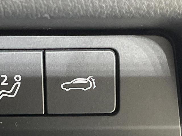 ＣＸ－３０ ＸＤ　Ｌパッケージ　１０型マツダコネクト　全周囲カメラ　衝突軽減装置　レーダークルーズ　禁煙車　パワーバックドア　革シート　シートヒーター　前後ドラレコ　コーナーセンサー　スマートキー　ブラインドスポットモニター（7枚目）