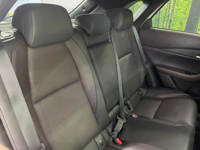 ＣＸ－３０ ＸＤ　Ｌパッケージ　１０型マツダコネクト　全周囲カメラ　衝突軽減装置　レーダークルーズ　禁煙車　パワーバックドア　革シート　シートヒーター　前後ドラレコ　コーナーセンサー　スマートキー　ブラインドスポットモニター（9枚目）