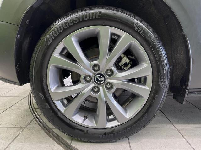 ＣＸ－３０ ＸＤ　Ｌパッケージ　１０型マツダコネクト　全周囲カメラ　衝突軽減装置　レーダークルーズ　禁煙車　パワーバックドア　革シート　シートヒーター　前後ドラレコ　コーナーセンサー　スマートキー　ブラインドスポットモニター（61枚目）