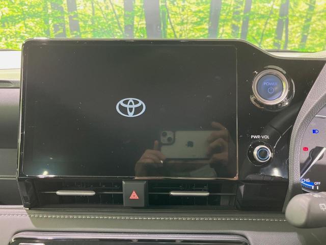 ノア ハイブリッドＳ－Ｚ　純正１０型ナビ　バックカメラ　両側電動スライドドア　１００Ｖ電源　衝突軽減装置　レーダークルーズ　禁煙車　シートヒーター　ハーフレザーシート　ドラレコ　コーナーセンサー　スマートキー　ＥＴＣ２．０（3枚目）