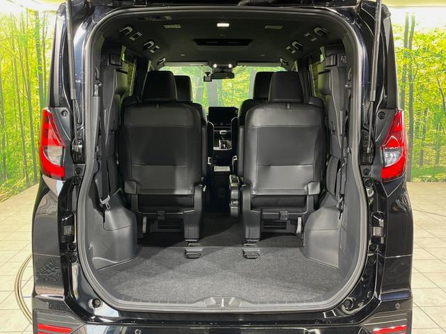 ノア ハイブリッドＳ－Ｚ　純正１０型ナビ　バックカメラ　両側電動スライドドア　１００Ｖ電源　衝突軽減装置　レーダークルーズ　禁煙車　シートヒーター　ハーフレザーシート　ドラレコ　コーナーセンサー　スマートキー　ＥＴＣ２．０（10枚目）