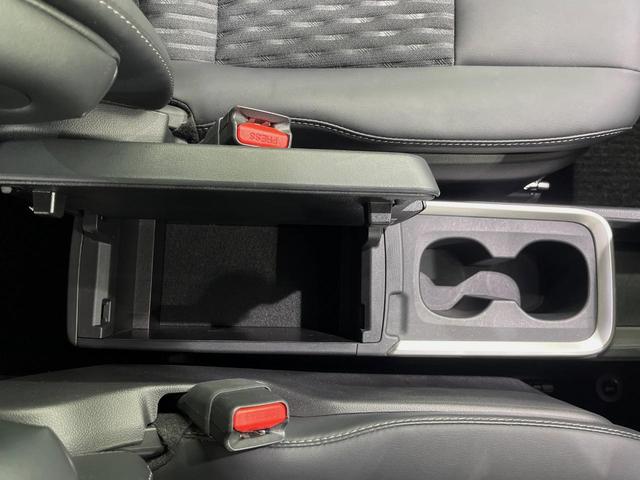 ノア ハイブリッドＳ－Ｚ　純正１０型ナビ　バックカメラ　両側電動スライドドア　１００Ｖ電源　衝突軽減装置　レーダークルーズ　禁煙車　シートヒーター　ハーフレザーシート　ドラレコ　コーナーセンサー　スマートキー　ＥＴＣ２．０（40枚目）