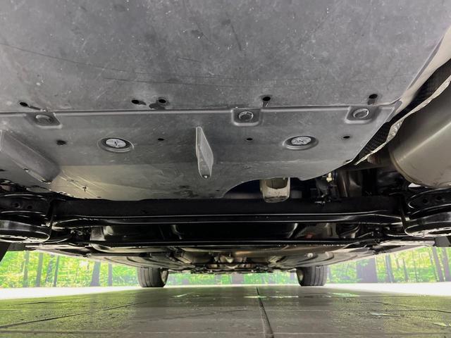 プリウス Ｇツーリングセレクション　ＳＤナビ　バックカメラ　スマートキー　ＬＥＤヘッドライト　ＥＴＣ　クルーズコントロール　純正１７インチアルミホイール　オートライト　オートエアコン　革巻きハンドル　フォグランプ　横滑り防止装置（19枚目）