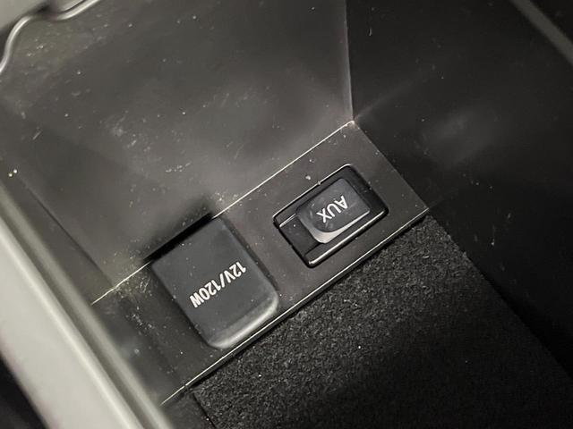 プリウス Ｇツーリングセレクション　ＳＤナビ　バックカメラ　スマートキー　ＬＥＤヘッドライト　ＥＴＣ　クルーズコントロール　純正１７インチアルミホイール　オートライト　オートエアコン　革巻きハンドル　フォグランプ　横滑り防止装置（34枚目）