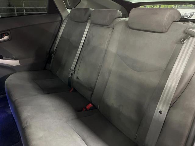 プリウス Ｇツーリングセレクション　ＳＤナビ　バックカメラ　スマートキー　ＬＥＤヘッドライト　ＥＴＣ　クルーズコントロール　純正１７インチアルミホイール　オートライト　オートエアコン　革巻きハンドル　フォグランプ　横滑り防止装置（47枚目）