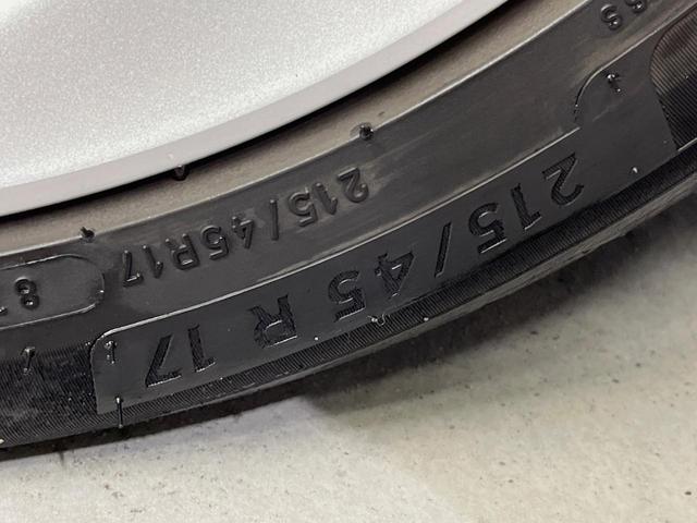 プリウス Ｇツーリングセレクション　ＳＤナビ　バックカメラ　スマートキー　ＬＥＤヘッドライト　ＥＴＣ　クルーズコントロール　純正１７インチアルミホイール　オートライト　オートエアコン　革巻きハンドル　フォグランプ　横滑り防止装置（62枚目）