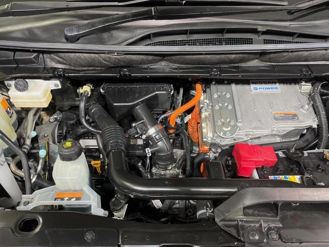 セレナ ｅ－パワー　ハイウェイスターＶ　純正１０型ナビ　全周囲カメラ　後席モニター　両側電動スライドドア　衝突軽減装置　プロパイロット　禁煙車　ドラレコ　コーナーセンサー　スマートキー　デジタルインナーミラー　ＬＥＤヘッドライト　ＥＴＣ（18枚目）