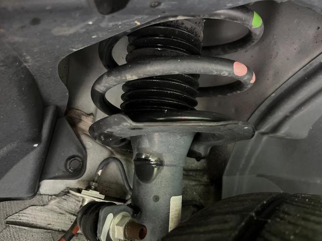 セレナ ｅ－パワー　ハイウェイスターＶ　純正１０型ナビ　全周囲カメラ　後席モニター　両側電動スライドドア　衝突軽減装置　プロパイロット　禁煙車　ドラレコ　コーナーセンサー　スマートキー　デジタルインナーミラー　ＬＥＤヘッドライト　ＥＴＣ（20枚目）