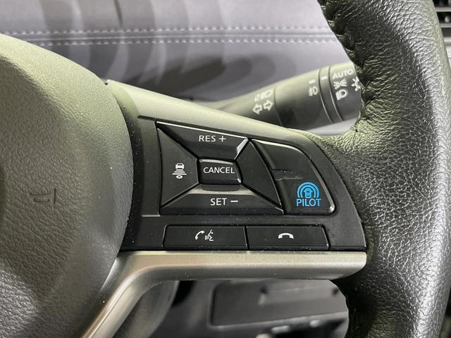 セレナ ｅ－パワー　ハイウェイスターＶ　純正１０型ナビ　全周囲カメラ　後席モニター　両側電動スライドドア　衝突軽減装置　プロパイロット　禁煙車　ドラレコ　コーナーセンサー　スマートキー　デジタルインナーミラー　ＬＥＤヘッドライト　ＥＴＣ（29枚目）