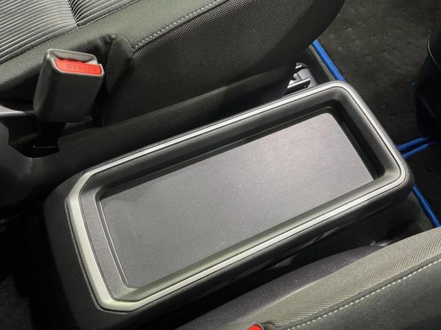 セレナ ｅ－パワー　ハイウェイスターＶ　純正１０型ナビ　全周囲カメラ　後席モニター　両側電動スライドドア　衝突軽減装置　プロパイロット　禁煙車　ドラレコ　コーナーセンサー　スマートキー　デジタルインナーミラー　ＬＥＤヘッドライト　ＥＴＣ（42枚目）