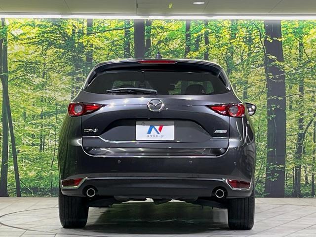 ＣＸ－５ ＸＤ　エクスクルーシブモード　サンルーフ　マツダコネクトナビ　全周囲カメラ　ＢＯＳＥサウンド　衝突軽減装置　レーダークルーズ　禁煙車　パワーバックドア　革シート　前席シートエアコン　パワーシート　ドラレコ　コーナーセンサー（15枚目）