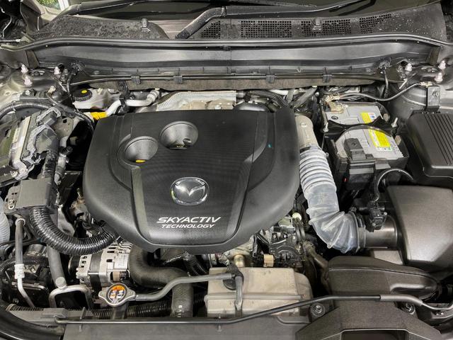 ＣＸ－５ ＸＤ　エクスクルーシブモード　サンルーフ　マツダコネクトナビ　全周囲カメラ　ＢＯＳＥサウンド　衝突軽減装置　レーダークルーズ　禁煙車　パワーバックドア　革シート　前席シートエアコン　パワーシート　ドラレコ　コーナーセンサー（18枚目）