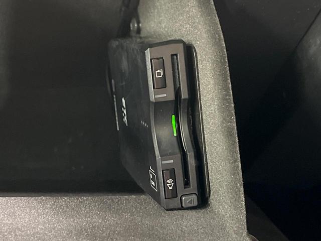 ＣＸ－５ ＸＤ　エクスクルーシブモード　サンルーフ　マツダコネクトナビ　全周囲カメラ　ＢＯＳＥサウンド　衝突軽減装置　レーダークルーズ　禁煙車　パワーバックドア　革シート　前席シートエアコン　パワーシート　ドラレコ　コーナーセンサー（34枚目）