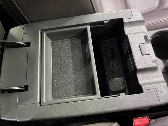 ＣＸ－５ ＸＤ　エクスクルーシブモード　サンルーフ　マツダコネクトナビ　全周囲カメラ　ＢＯＳＥサウンド　衝突軽減装置　レーダークルーズ　禁煙車　パワーバックドア　革シート　前席シートエアコン　パワーシート　ドラレコ　コーナーセンサー（50枚目）