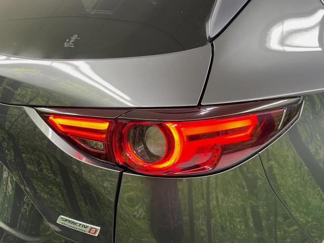 ＣＸ－５ ＸＤ　エクスクルーシブモード　サンルーフ　マツダコネクトナビ　全周囲カメラ　ＢＯＳＥサウンド　衝突軽減装置　レーダークルーズ　禁煙車　パワーバックドア　革シート　前席シートエアコン　パワーシート　ドラレコ　コーナーセンサー（64枚目）