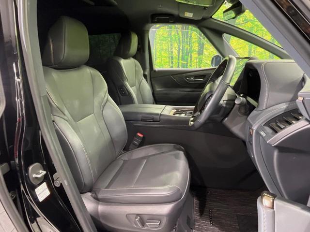 アルファードハイブリッド Z パノラマルーフ ユニバーサルステップ 純正14型ナビ 後席モニター 全周囲カメラ 両側電動スライドドア 100V電源 衝突軽減装置 ステアリングヒーター デジタルインナーミラー 置くだけ充電(7枚目)