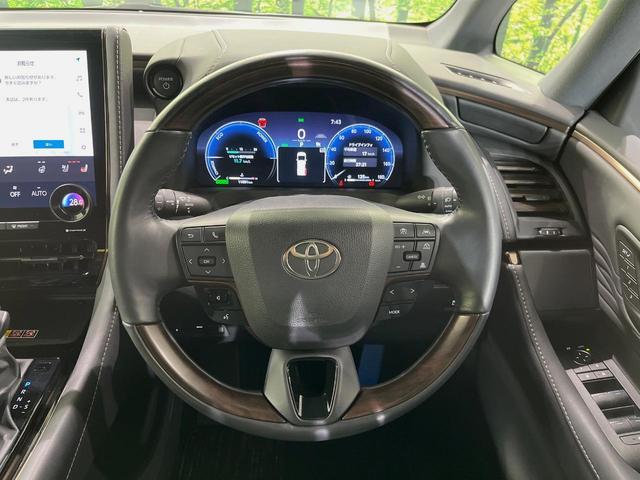 アルファードハイブリッド Z パノラマルーフ ユニバーサルステップ 純正14型ナビ 後席モニター 全周囲カメラ 両側電動スライドドア 100V電源 衝突軽減装置 ステアリングヒーター デジタルインナーミラー 置くだけ充電(11枚目)